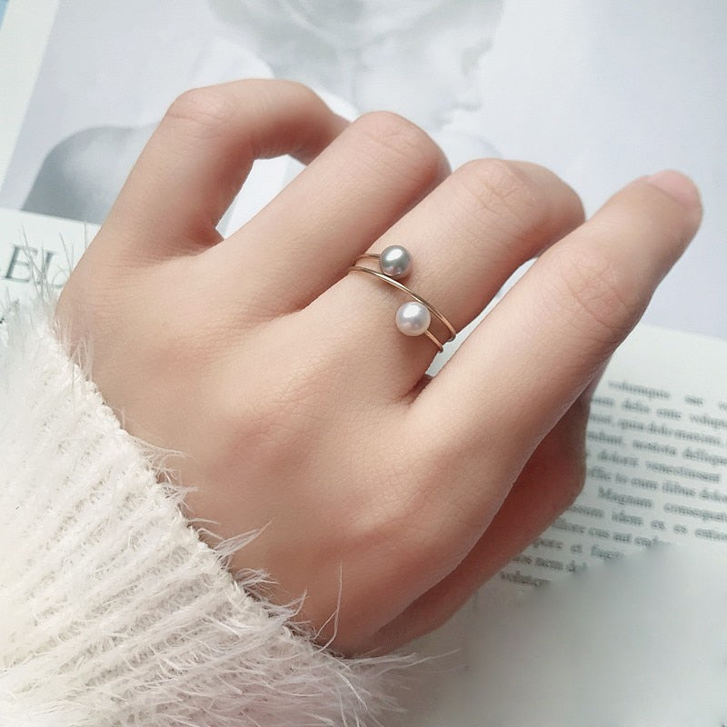 Spiral Silver & White Pearl Ring