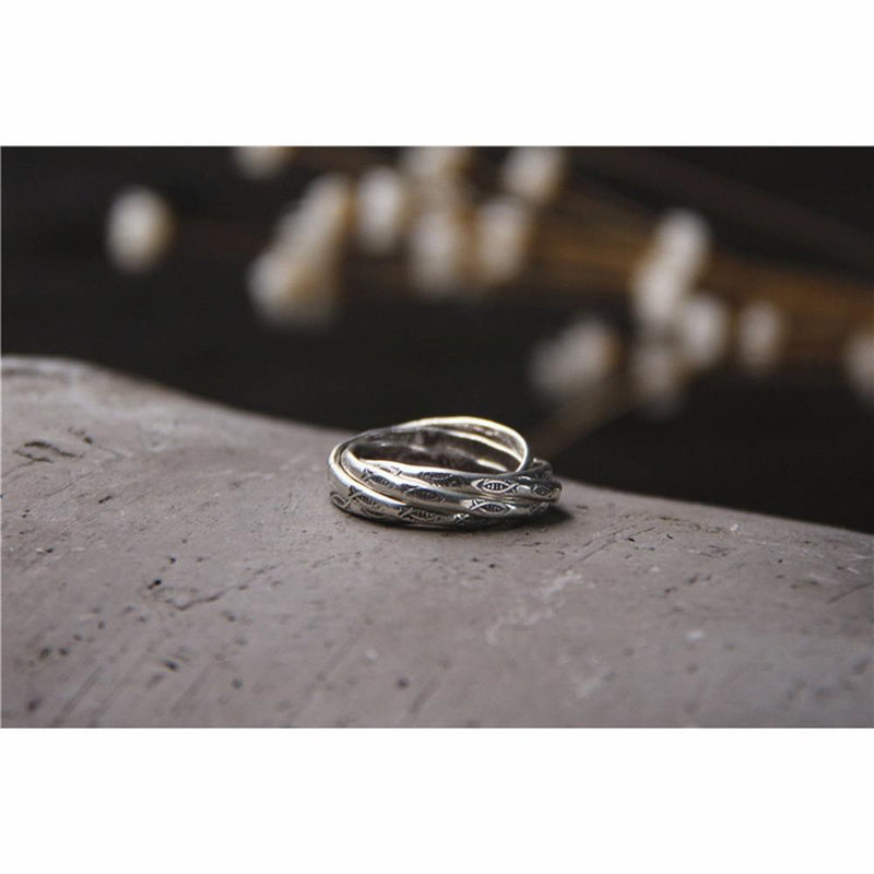 Overlapping Fish Ring